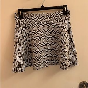 Black and White zig zag skirt